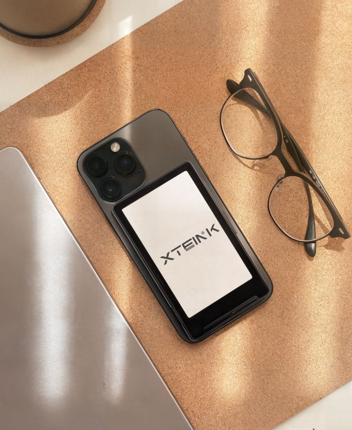 博裕、经纬、顺为等投资前新石器COO超亿元，押注AI超便携电子纸｜硬氪独家